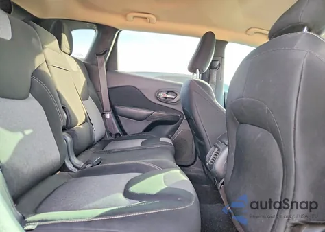 2014 Jeep Cherokee Latitude z USA, uszkodzony, nr VIN 1C4PJMCS0EW198311